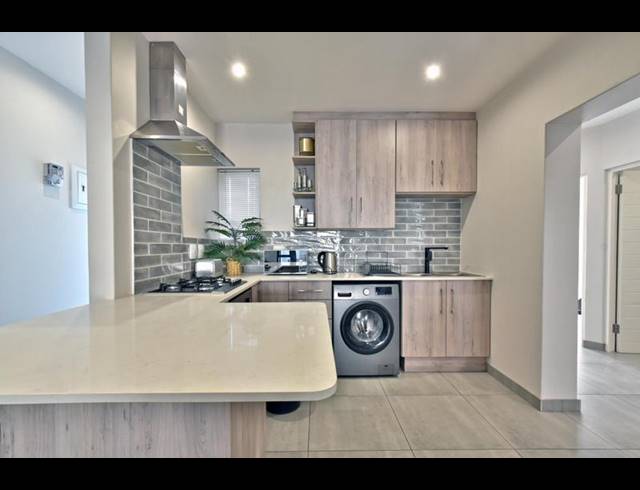 3 BEDROOM APARTMENT FOR SALE IN FOURWAYS